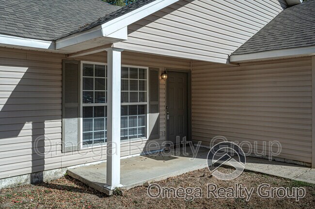 Photo - 410 Southwood Trace Dr