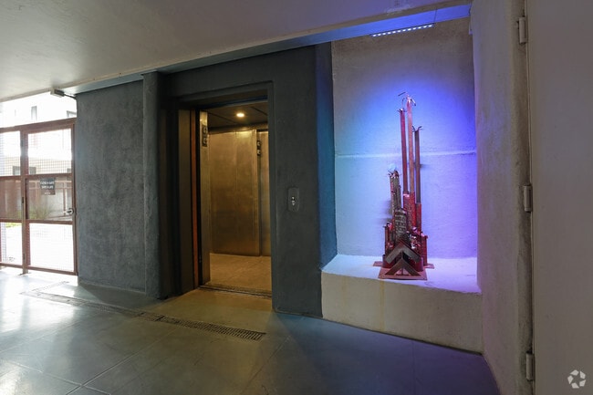 Elevator