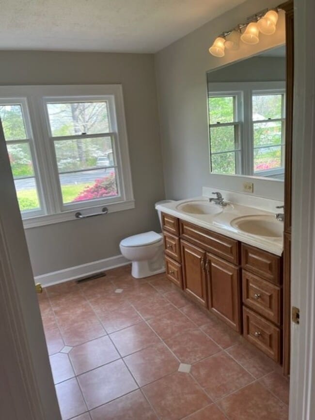 Photo - AVAILABLE NOW!