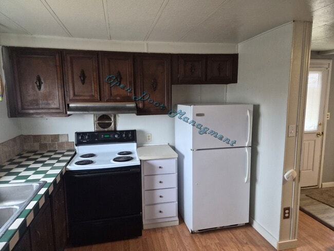 Building Photo - 201 Hobson Ave