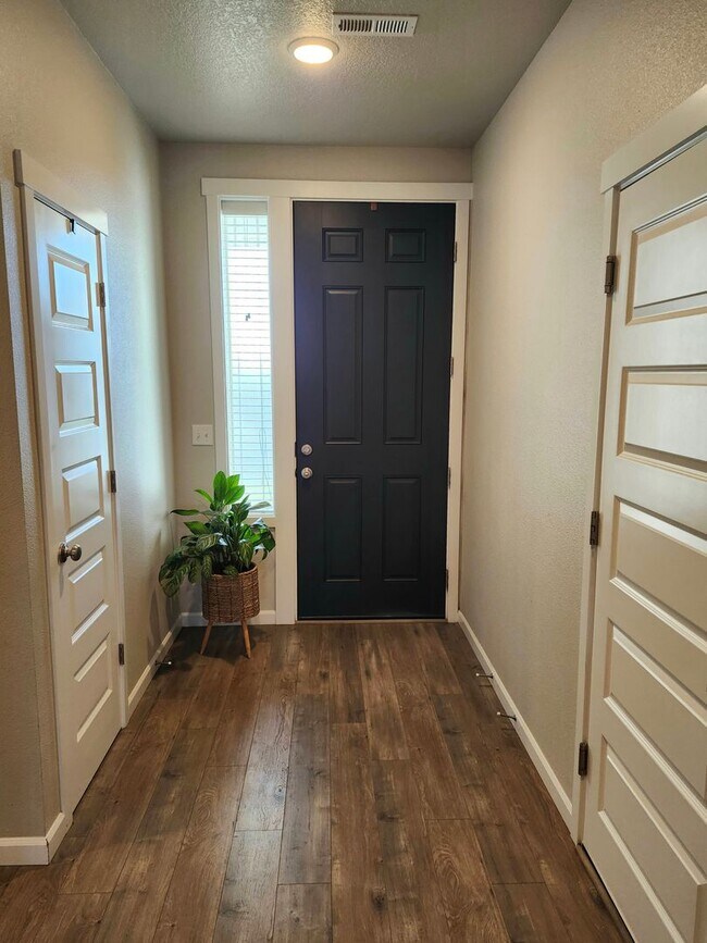 Photo - Charming 3-Bedroom, 2-Bath Home with Spaci...