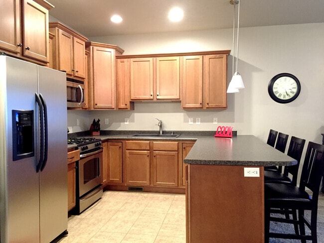 Photo - Spacious 2 Bedroom Townhome at The District!