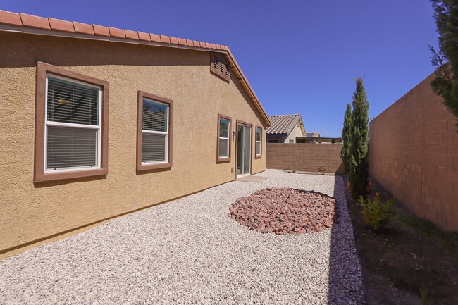Photo - 1294 Luna del Oro Ln