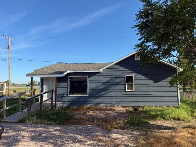 Photo - 720 Box Elder Rd W