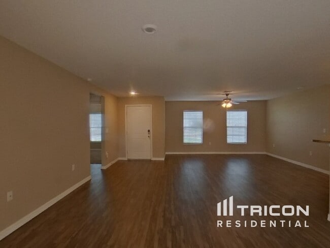 Photo - 3170 Courtland Blvd