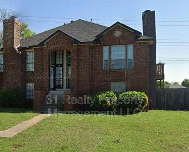 Building Photo - 439 Chestnut Ln