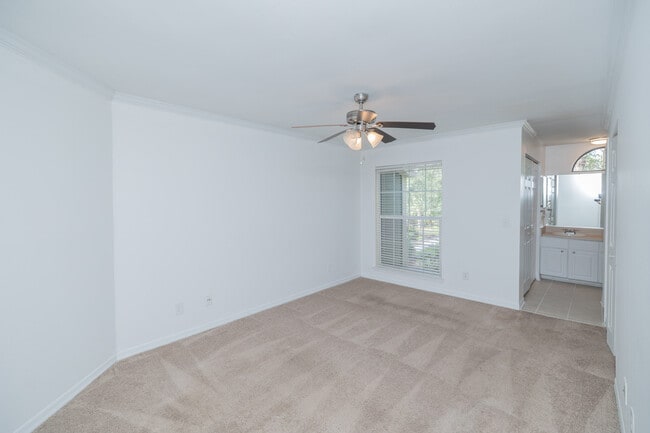 Photo - 1869 Montclair Dr