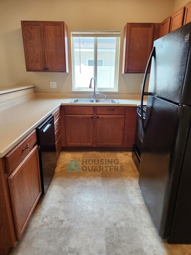 Photo - 5120 E Grace Ave Unidad 5120