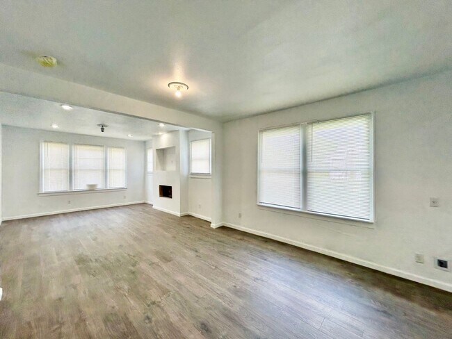Photo - 3BED/2BATH Home for lease! Available NOW!