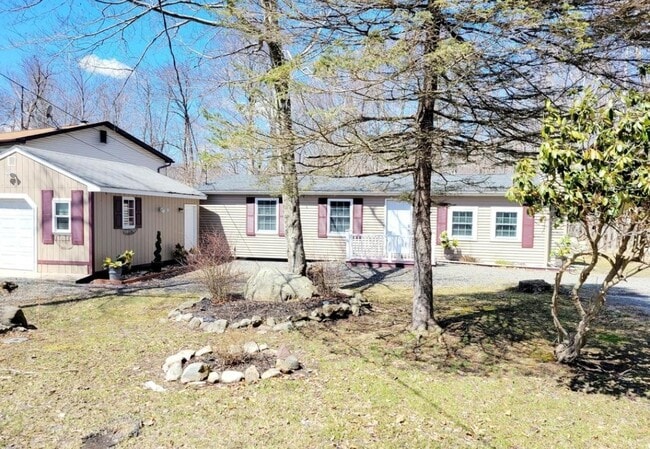 Photo - 6440 Marvin Gdns