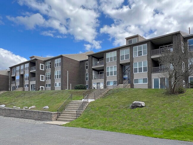 Mountain Lake Apartments