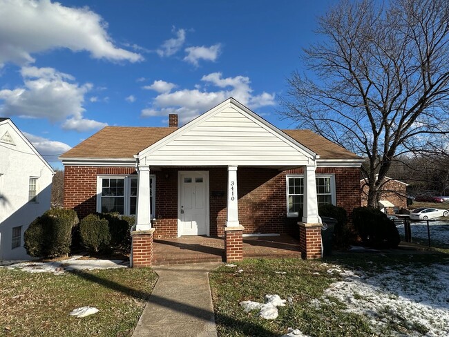 Spacious brick house in Lynchburg - Spacious brick house in Lynchburg