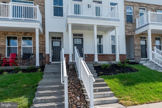 Building Photo - 715 Platinum Dr Rental