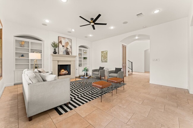 Photo - 15 Borello Dr