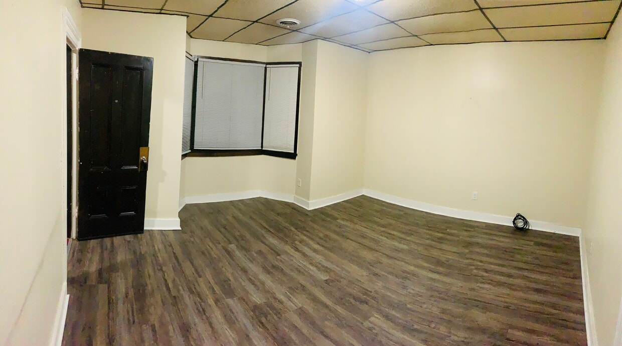 Photo - 51 W Main St (Ware, MA)