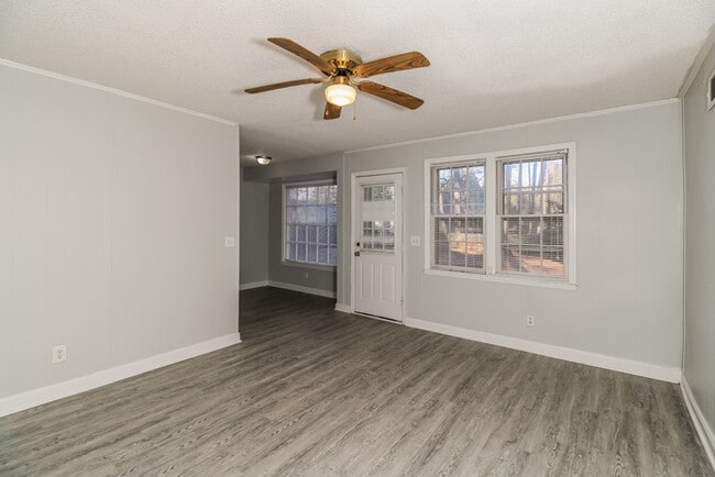 Photo - 1808 Laredo Dr