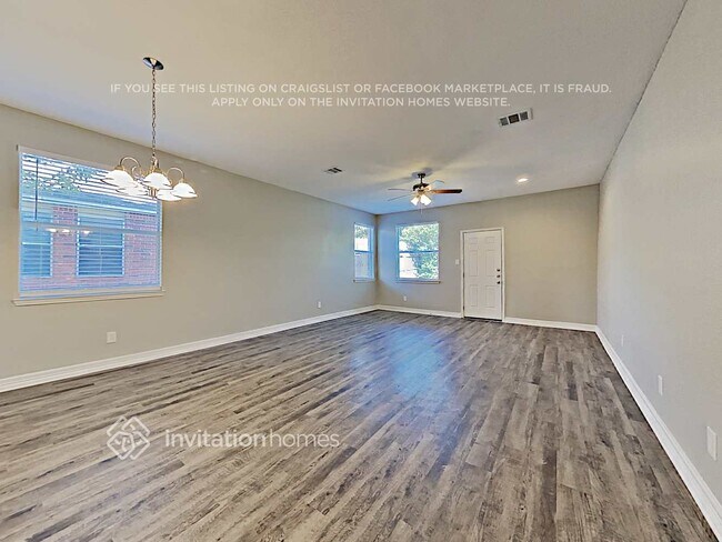 Photo - 1060 Pullman Dr
