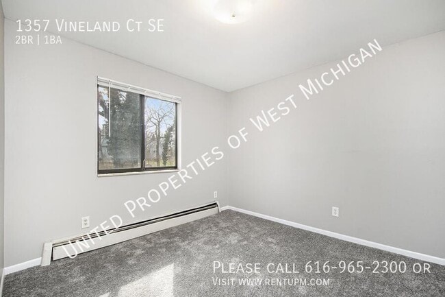 Photo - 1357 Vineland Ct SE