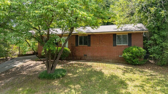 Photo - 1722 Emerson Ave