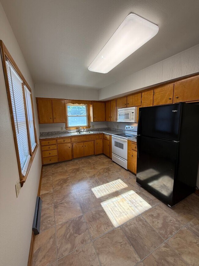 Photo - 834 S 20th St