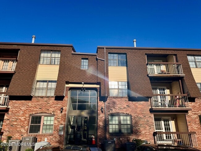 Building Photo - 1202 Green Hollow Dr Unit 1202