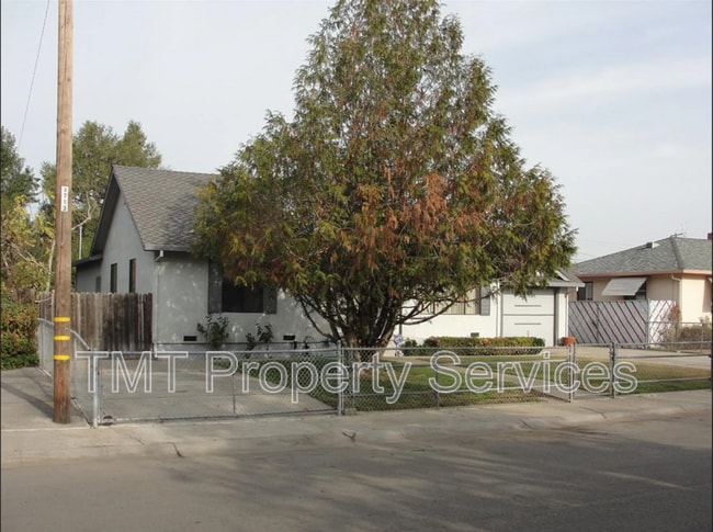 Building Photo - 2051 Inman Ave