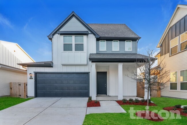 Building Photo - 22727 Terrazzo Dr