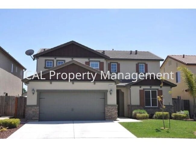 Building Photo - Beautiful 4 bedroom home in Hollister, CA