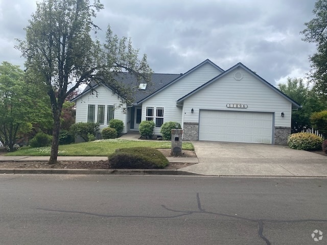 Building Photo - 11896 SE Sovereign Ct Rental
