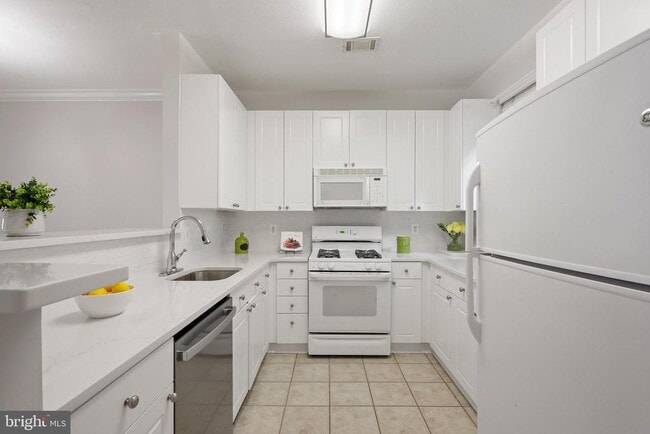 Building Photo - 9490 Virginia Center Blvd Rental