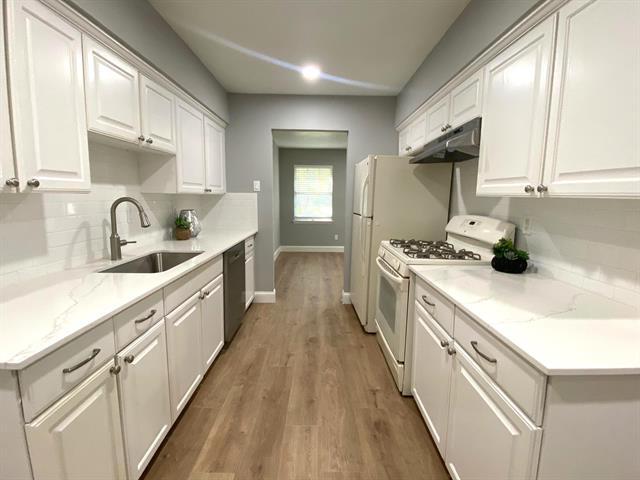 Building Photo - 7404 Walling Ln