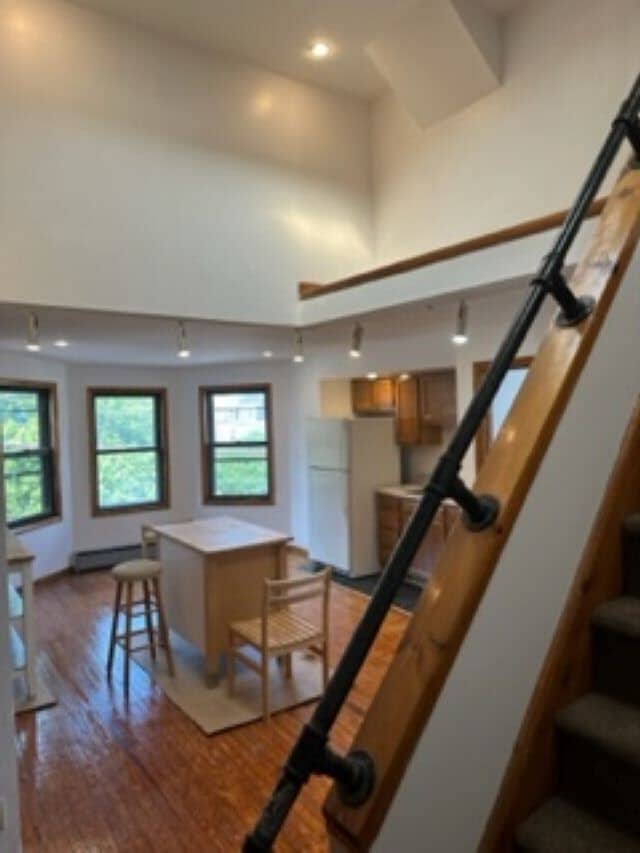 Building Photo - 834 S 49th St Unit 3rdFloor