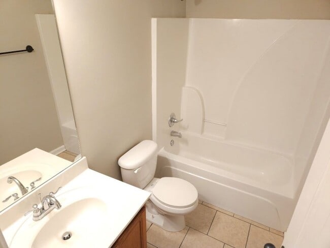 705 Crestland Ave Unit A3