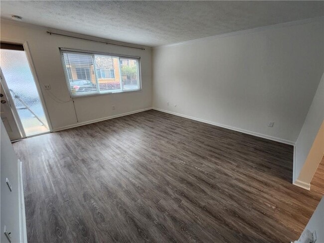 Photo - 120 Biscayne Dr NW Unit C5