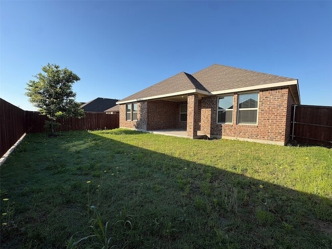 Photo - 610 Union Dr