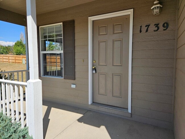 Photo - Adorable 2 bedroom townhome Available ASAP!