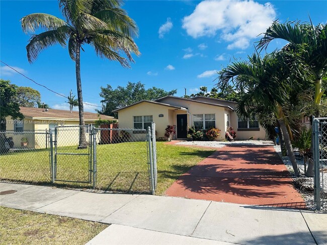 Photo - 4406 SW 25th St House