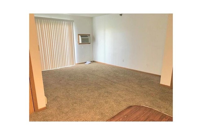 Photo - Country Club Estates