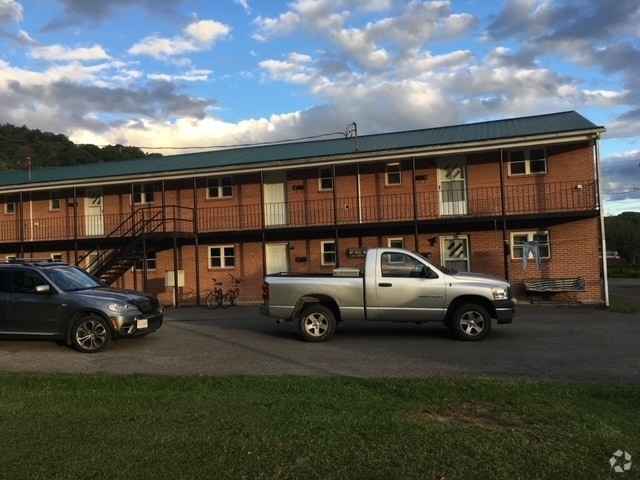 Building Photo - 108 3rd Ave Unit 6 Rental