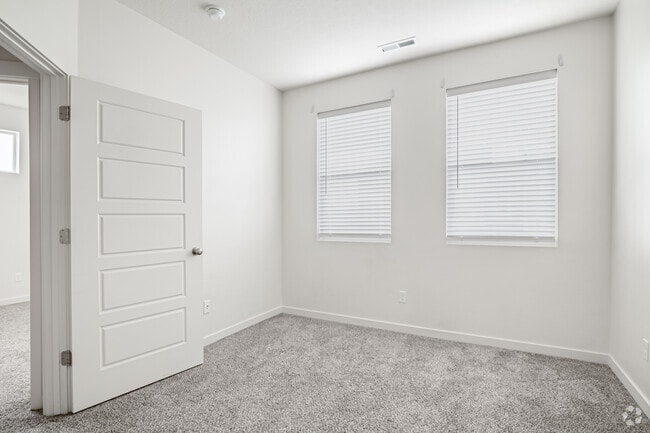 3BD, 2.5BA - 1,665SF - Secondary Bedroom