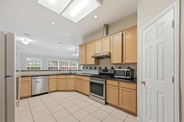 Photo - 1202 Brook Dr