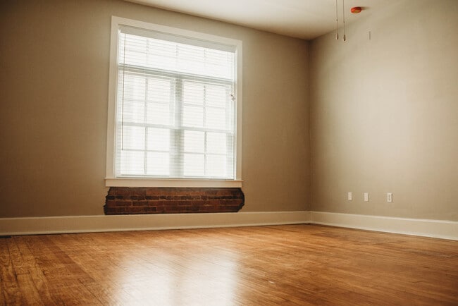 Photo - 529 E Washington St Unidad Apt F