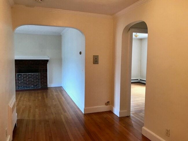 Photo - 9 Mount Ida St Unit 2