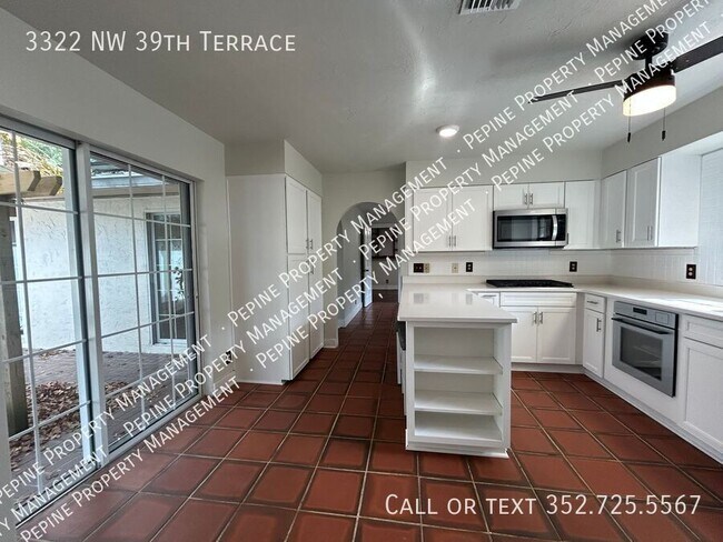 Photo - 3322 NW 39th Ter