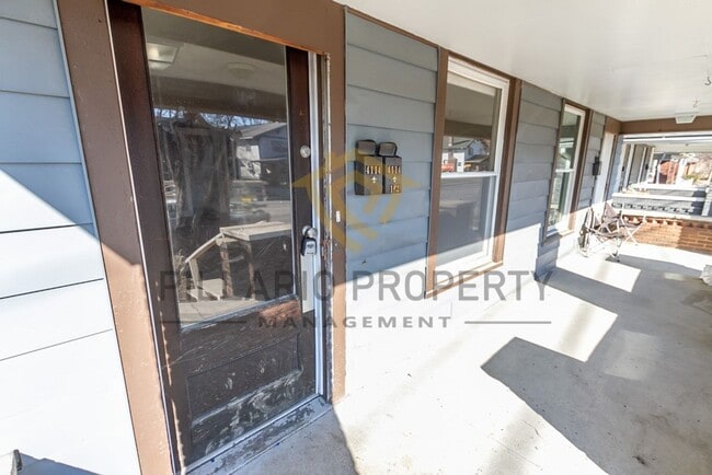 Photo - Remarkable Tuxedo Park Triplex for Rent/1B... Unit 4114 E Washington St