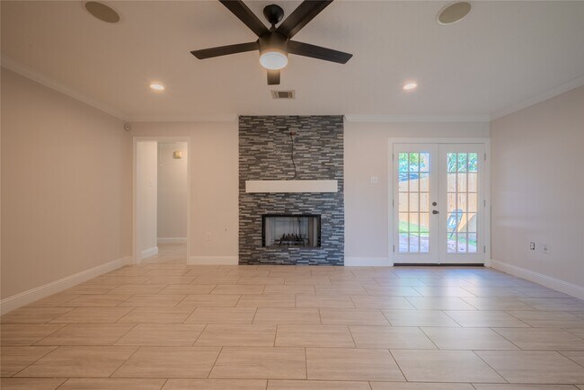 Photo - 16250 Camino Del Sol Dr