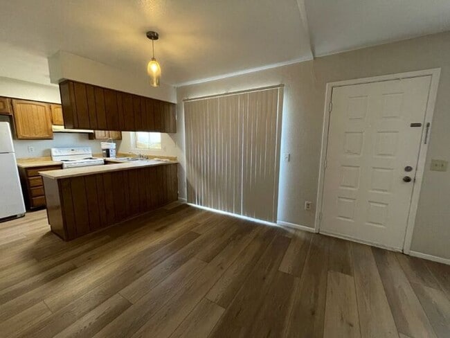 Photo - 3407 S Hardy Dr