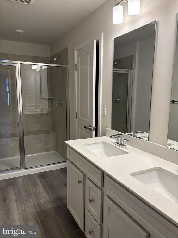 Photo - 2652 Tisbury Ln