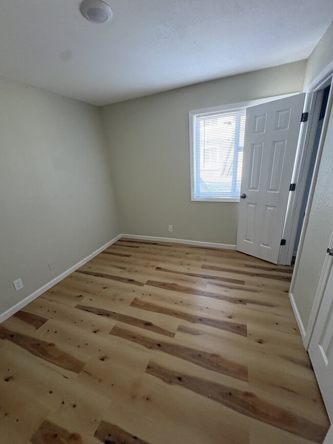 Photo - 850 Field Ave Unit 8-1