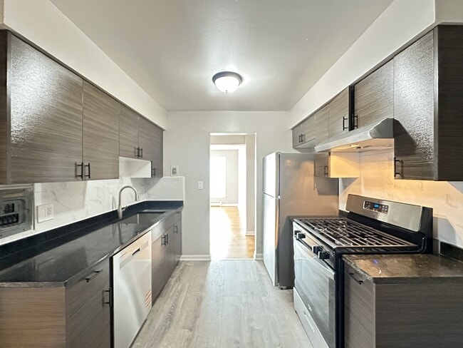 Photo - 430 Stevens Dr Unit 102